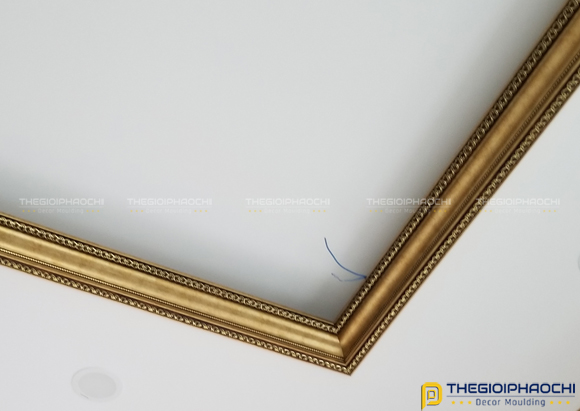 phào chỉ trần cổ điển màu vàng đồng nhập khẩu hàn quốc